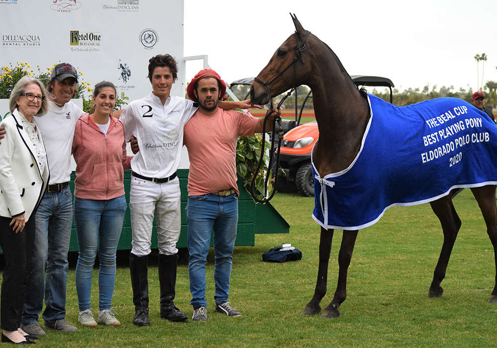 Best Playing Pony: Felina, ridden by Francisco Rodriguez Mera, presented by Karlene Garber, and pictured with Ignacio Saenz, Emilia Soldiver, Gaby Bracamonte.