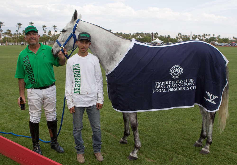 Best Playing Pony Quidget, pictured with Carlos Galindo and Giovanni Espinoza.