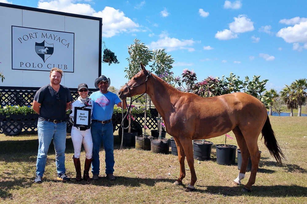 Best Playing Pony: Chispita, owned and played by Dawn Jones, presented by USPA Governor at Large Steven Orthwein Jr., pictured with Luis Cartagena. 