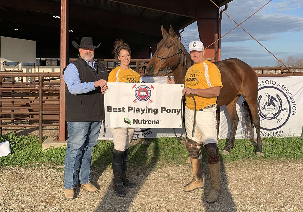 Nutrena Best Playing Pony Demi, played by Rob Phipps and owned by Kelly Coldiron. Pictured with Dale Brown of Cargill/Nutrena.