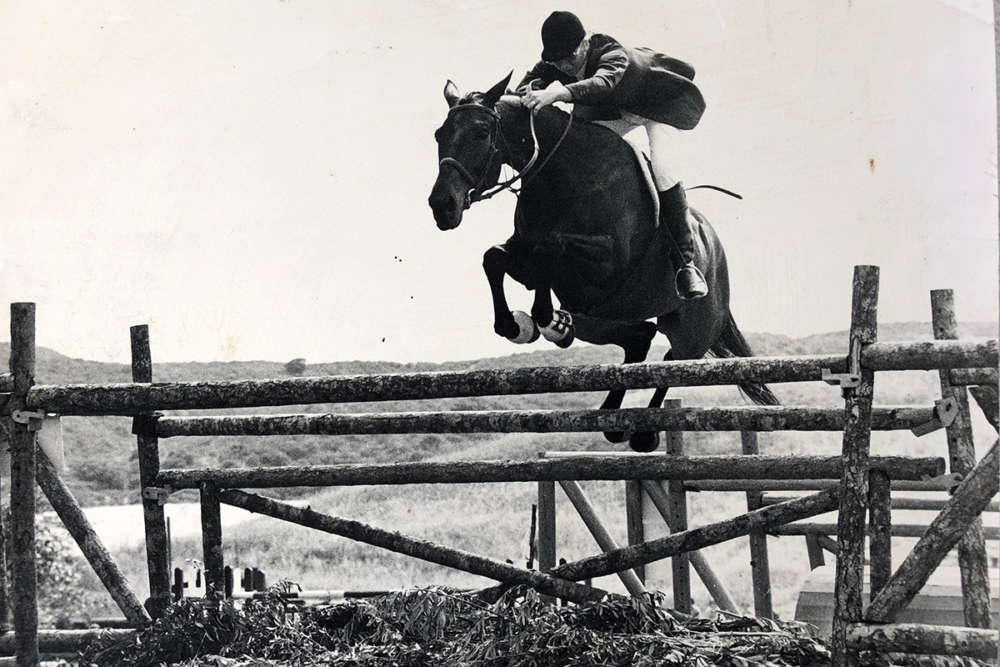 Judith Baker and Nobeark, who she bought at a racetrack in Mexico, made herself and competed in England, shown jumping a 5'3" oxer fence. 