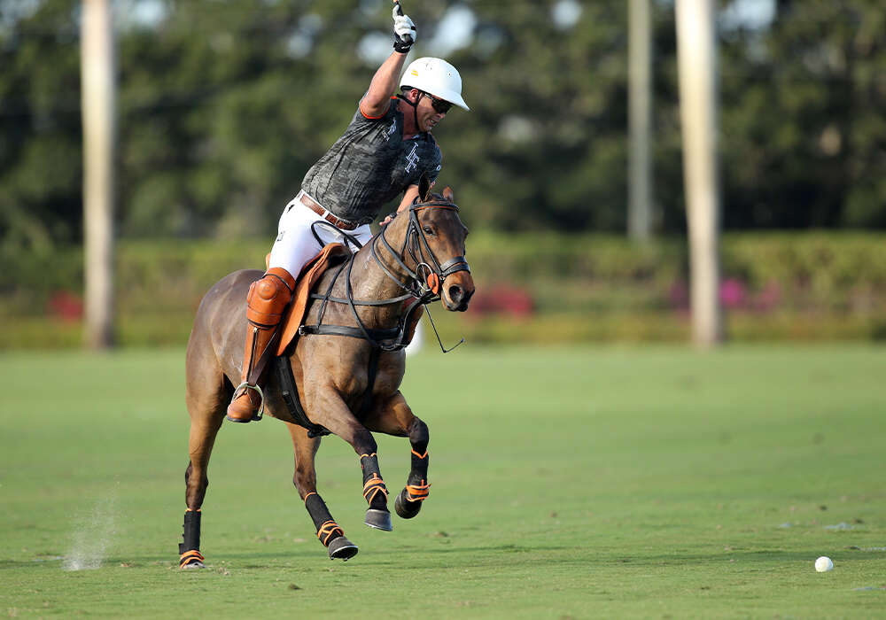 Le Fe's Louis Devaleix prepares his shot.