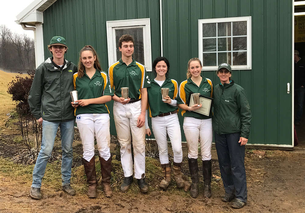 (L to R) Ben Sullivan, Sarah Lynch, Pelham Hardie, Sofia Longenecker, Louisa Huber, and Coach Cindy Halle.