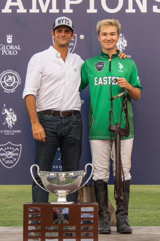 Horsemanship Award Winner Winston Painter. Presented by USPA Executive Director of Services Carlucho Arellano. ©Kaile Roos
