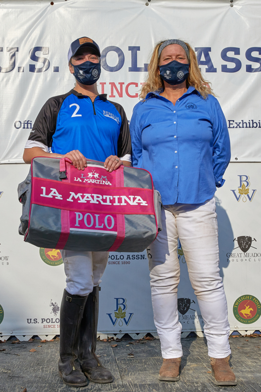 *MVP Mariah "Maggie" Cooper, presented by Governor at Large Robin Sanchez (149A0036_2322) ©David Murrell